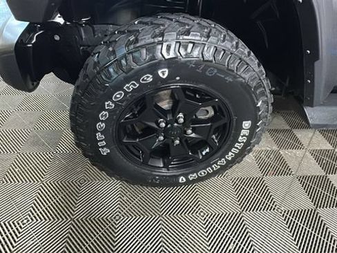 Used 2023 Jeep Wrangler Unlimited w/ Cold Weather Group AWD/4WD image 8