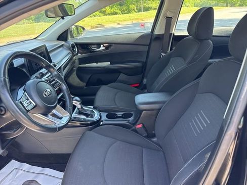 Used 2019 Kia Forte S w/ S Premium Package image 15
