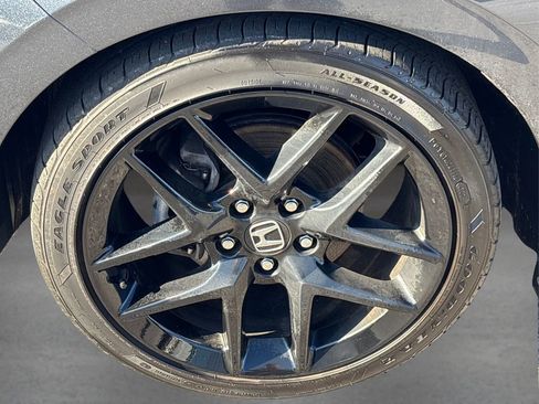 Used 2023 Honda Civic Sport image 12