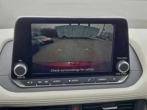 New 2025 Nissan Rogue SV image 6