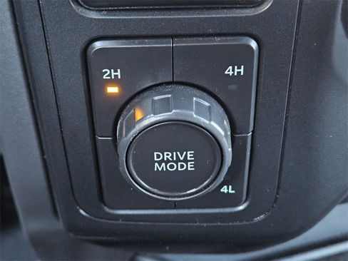 Used 2022 Ford F150 XLT w/ XTR Package image 22