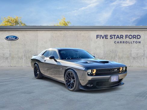 Used 2022 Dodge Challenger R/T Scat Pack w/ Dynamics Package image 1