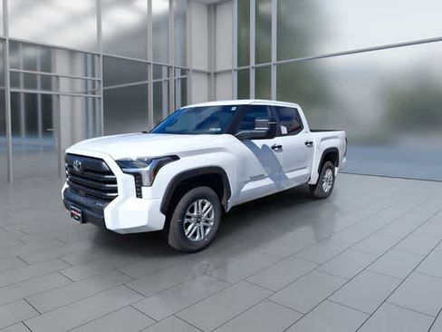 New 2026 Toyota Tundra SR5 AWD/4WD image 3