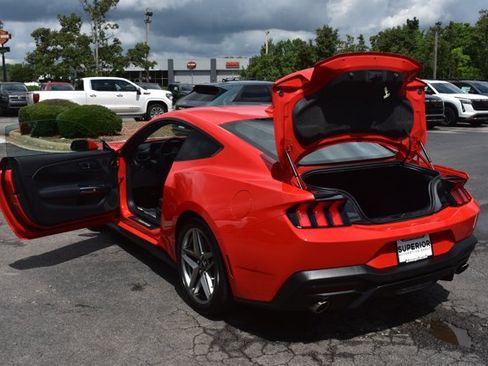 Used 2025 Ford Mustang GT Premium RWD image 16