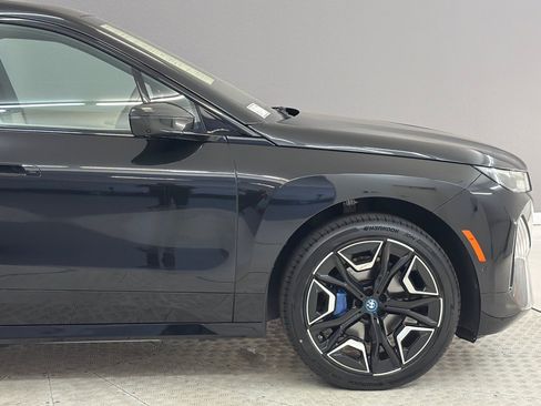 Used 2025 BMW iX xDrive50 w/ Premium Package AWD/4WD image 36