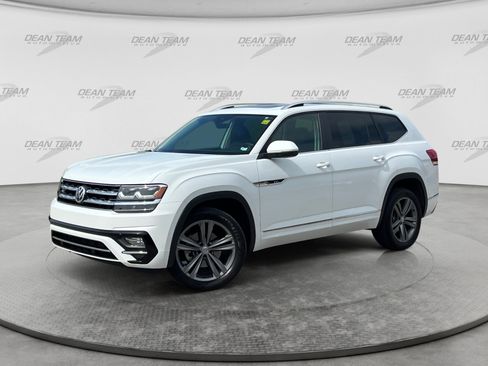 Used 2019 Volkswagen Atlas SEL R-Line AWD/4WD image 3