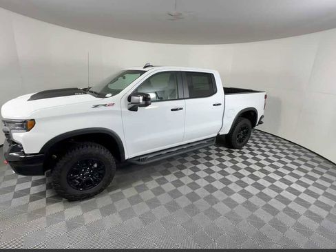 New 2026 Chevrolet Silverado 1500 ZR2 image 6