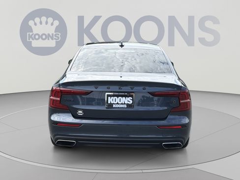 Used 2022 Volvo S60 B5 Inscription AWD/4WD image 5