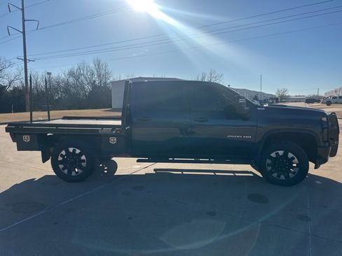 Used 2020 Chevrolet Silverado 2500 Custom w/ Custom Convenience Package image 6