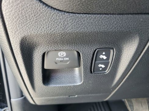 Used 2024 RAM 1500 Big Horn AWD/4WD image 12