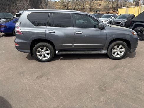 Used 2016 Lexus GX 460 w/ Navigation Package image 8