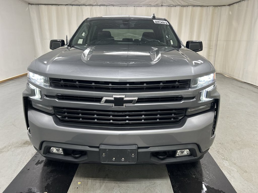 Used 2021 Chevrolet Silverado 1500 RST AWD/4WD image 3