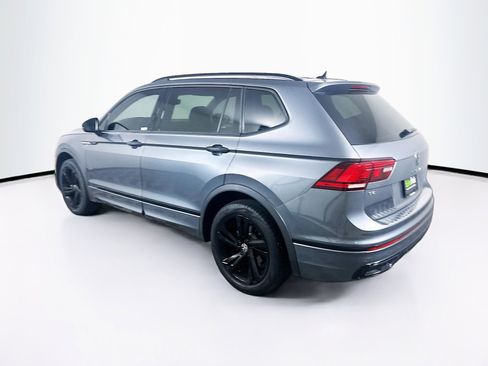 Used 2023 Volkswagen Tiguan SE R-Line image 5
