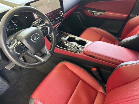 Used 2025 Lexus NX 350h AWD w/ Accessory Package (A2) image 10