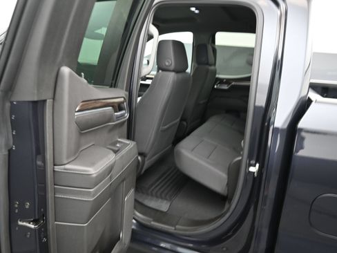 Used 2023 Chevrolet Silverado 1500 LT AWD/4WD image 13
