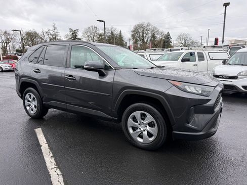 Used 2020 Toyota RAV4 LE w/ All Weather Liner Package image 11