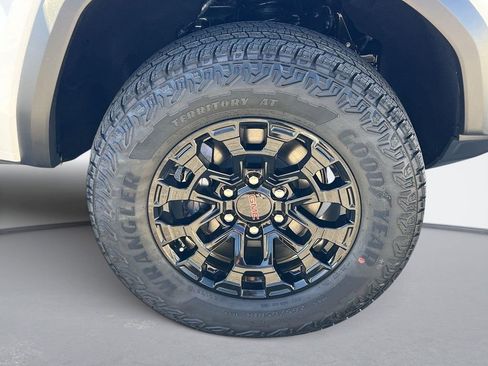 New 2026 GMC Canyon Elevation RWD image 32