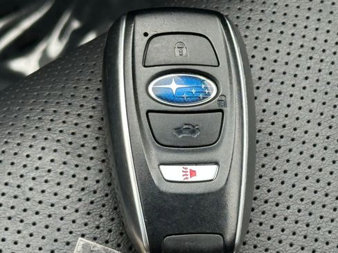 Used 2019 Subaru Outback 2.5i Limited AWD/4WD image 32