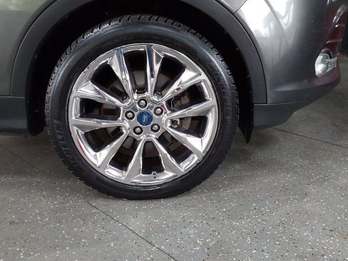 Used 2015 Ford Escape SE w/ SE Chrome Package AWD/4WD image 8