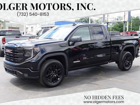 Used 2023 GMC Sierra 1500 Elevation AWD/4WD image 1