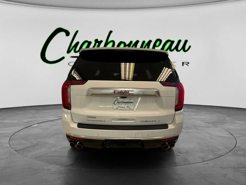 Used 2021 GMC Yukon Denali w/ Denali Premium Package AWD/4WD image 4