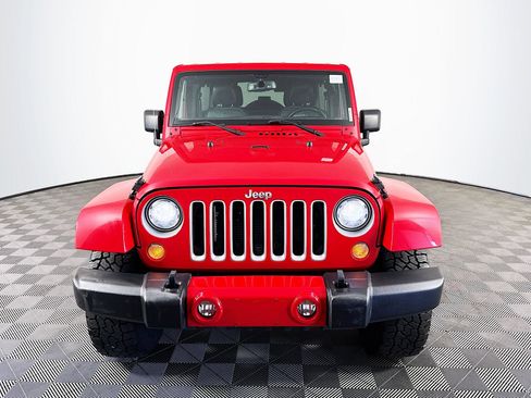 Used 2018 Jeep Wrangler Unlimited Sahara w/ Dual Top Group image 2