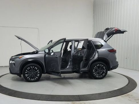 Used 2026 Nissan Rogue Platinum w/ Platinum Premium Package AWD/4WD image 12