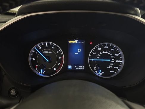 Used 2022 Subaru Ascent Touring image 11