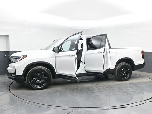 New 2026 Honda Ridgeline Black Edition image 53