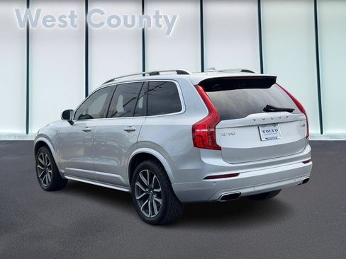 Used 2019 Volvo XC90 T6 Momentum AWD/4WD image 7