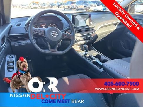 Certified 2025 Nissan Altima 2.5 S image 13