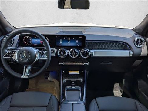 New 2026 Mercedes-Benz GLB 250 4MATIC image 16