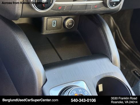 Used 2020 Ford Escape SE Sport image 26