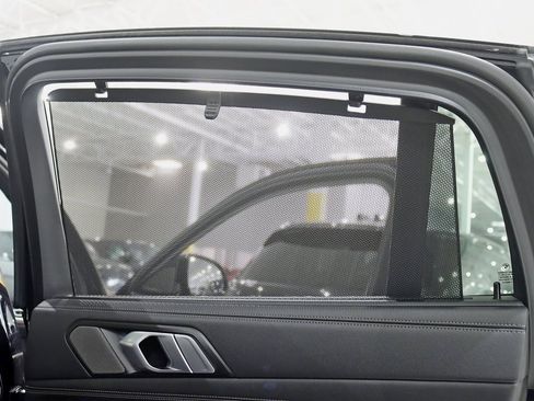 Used 2023 BMW X6 xDrive40i w/ Executive Package image 41