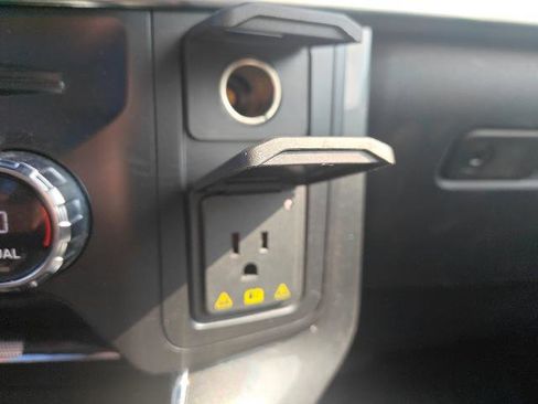 Certified 2021 Ford F150 Lariat w/ Equipment Group 502A High image 19