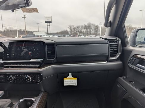 New 2026 GMC Sierra 1500 Elevation w/ Preferred Package image 4