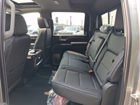 New 2026 GMC Sierra 2500 Denali w/ Denali Reserve Package AWD/4WD image 7