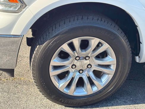 Used 2016 RAM 1500 Laramie Longhorn w/ Convenience Group AWD/4WD image 4
