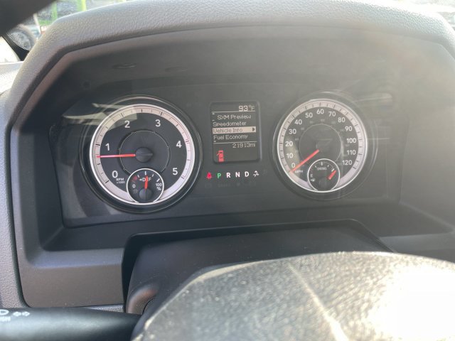 Used 2018 RAM 3500 Tradesman w/ Chrome Appearance Group AWD/4WD image 11