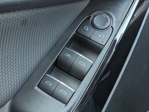 Used 2025 Chevrolet Equinox RS w/ Convenience Package III image 26