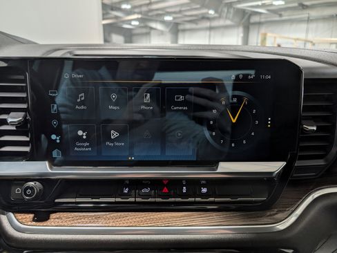 Used 2024 Chevrolet Silverado 2500 LT image 23