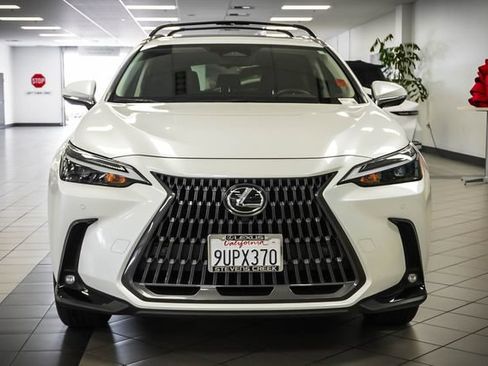Used 2025 Lexus NX 350h AWD w/ Accessory Package (2T) image 4