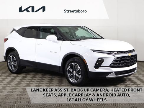 Used 2025 Chevrolet Blazer LT AWD/4WD image 1