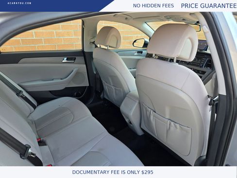 Used 2017 Hyundai Sonata SE FWD image 15