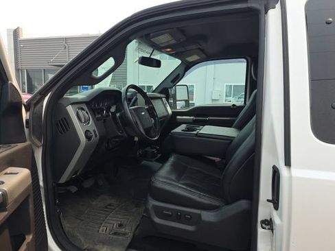 Used 2014 Ford F350 Lariat w/ Chrome Package AWD/4WD image 2