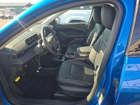 Used 2025 Ford Mustang Mach-E Premium AWD/4WD image 5