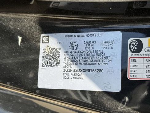 Used 2023 Chevrolet Camaro LT RWD image 31
