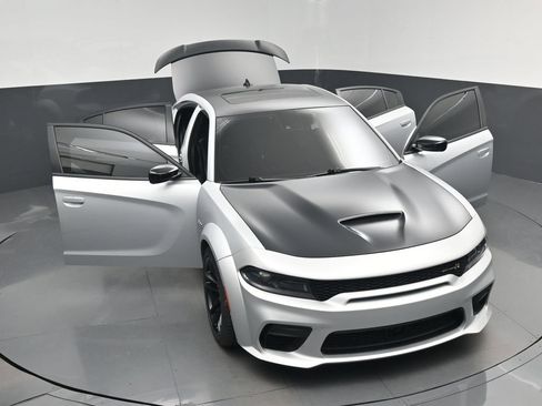 Used 2023 Dodge Charger Scat Pack RWD image 17