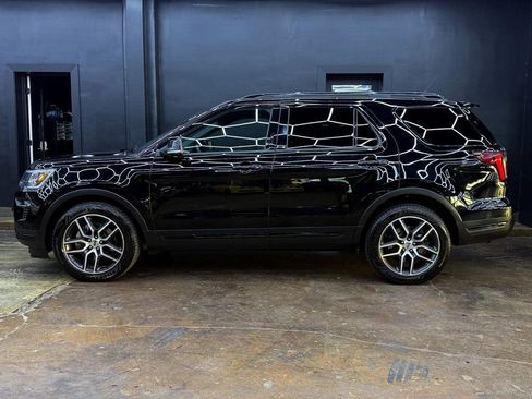 Used 2018 Ford Explorer Sport w/ Equipment Group 401A image 5