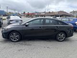 Used 2023 Kia Forte LXS image 2